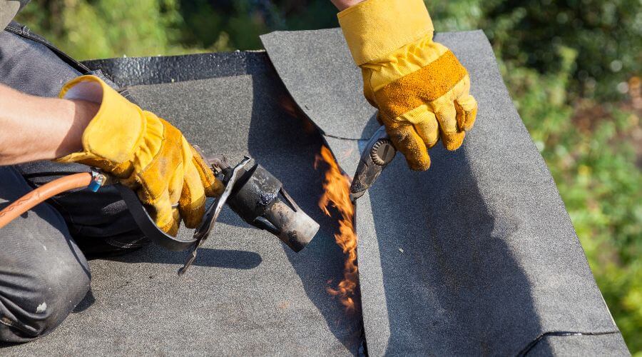 Expert Emergency Roof Repairs services in Eyota, MN